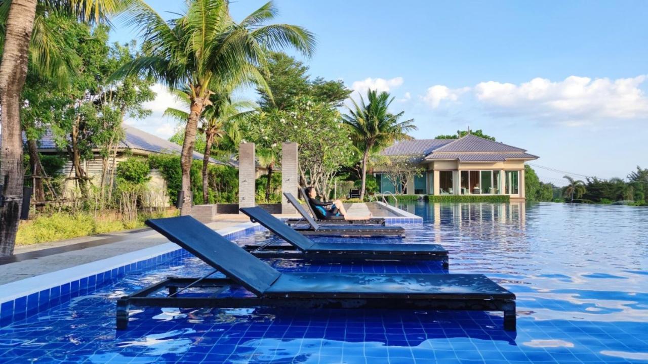 Family House @ Casa Seaside Rayong Villa Bancsakphaj Kültér fotó